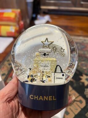 CHANEL black and Gold Snow Globe with Perfume Bottle Motif (holiday 2025)